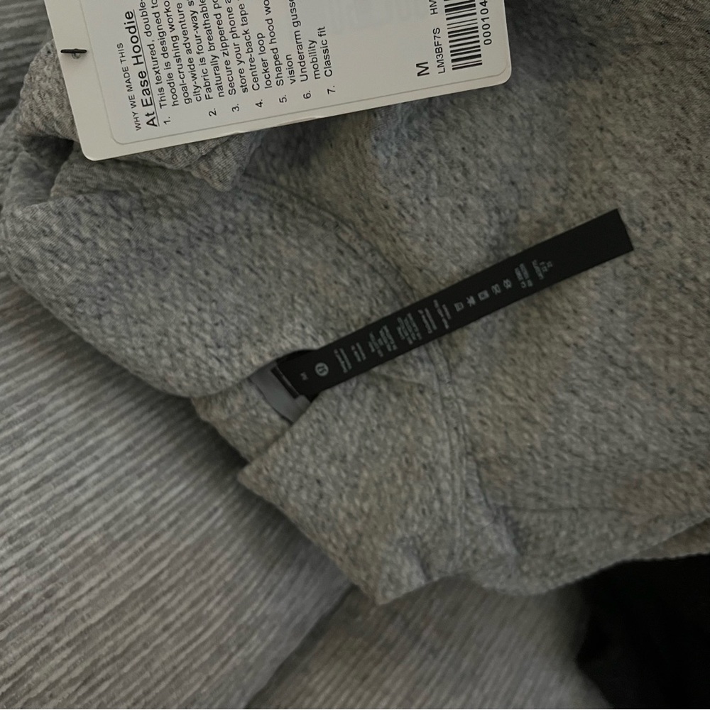 *Lululemon at ease hoodie - Picture 7 of 9